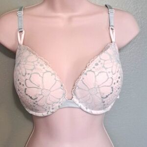 Victoria's Secret bra 36D aqua floral lace underwire